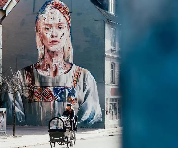 فندق مبيت وإفطار 4seasons - Crimson Autumn Nordic 3*